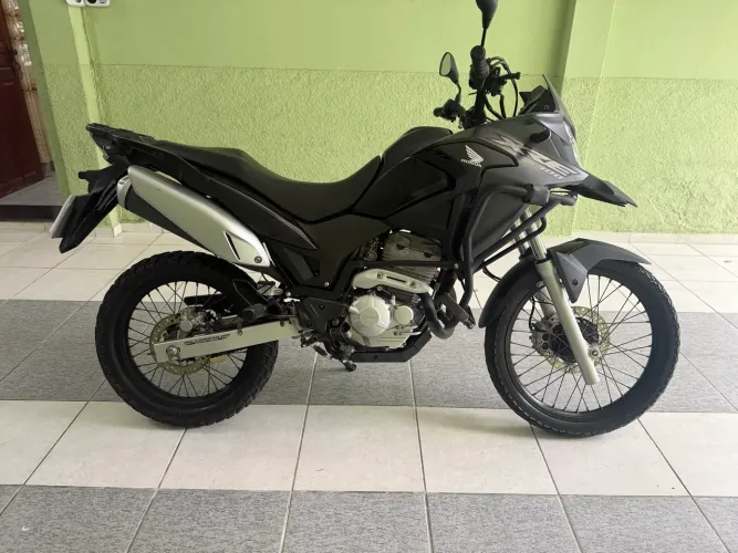 XRE-300 ABS só 24.000km