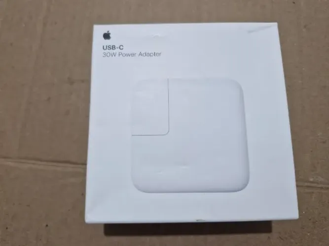 Carregador Fonte Apple Usb-c 30w original NOVO