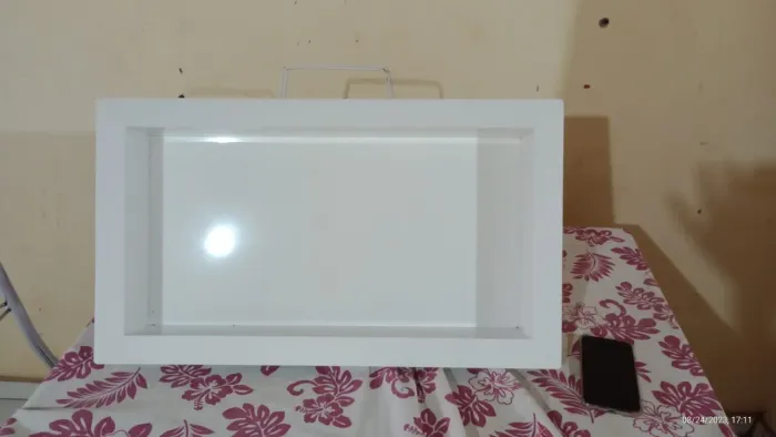 Nicho de porcelanato branco absoluto 