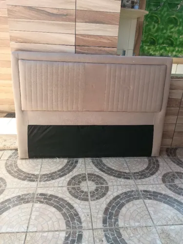 Encosto de cabeça (cama de casal)
