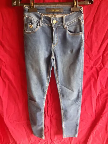 Calça jeans feminino