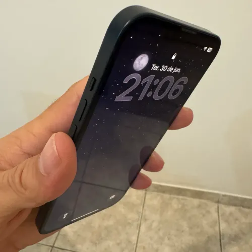 iPhone 13 Meia Noite (1a6m de uso)