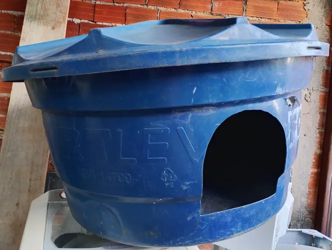 Caixa d'água para 500lts para casinha de cachorro 