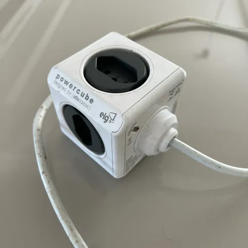 Filtro de linha com fusível modelo Cubo