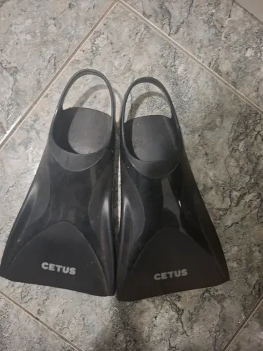 Nadadeira preta / pé de pato
