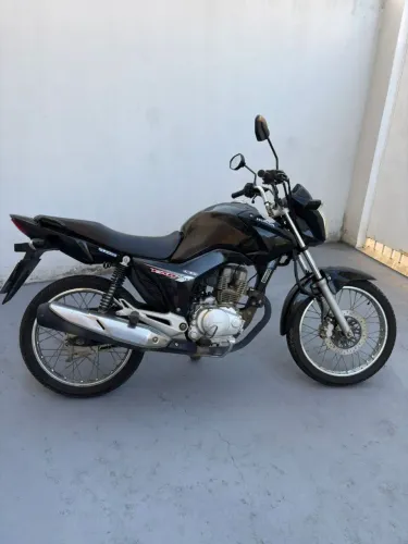 Moto abaixo da tabela pra sair rápido