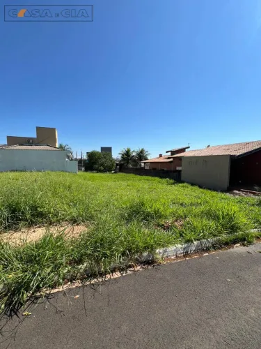 Terreno Plano no Condomínio Quinta Ranieri Green