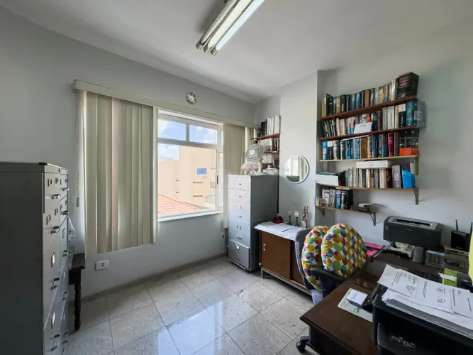 Conjunto comercial para venda em Centro, 31m²