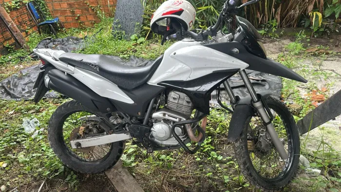 XRE 300 QUITADA PRA ASSUMIR SOMENTE MULTAS