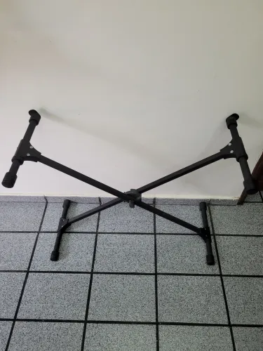 Vendo suporte de teclado zero