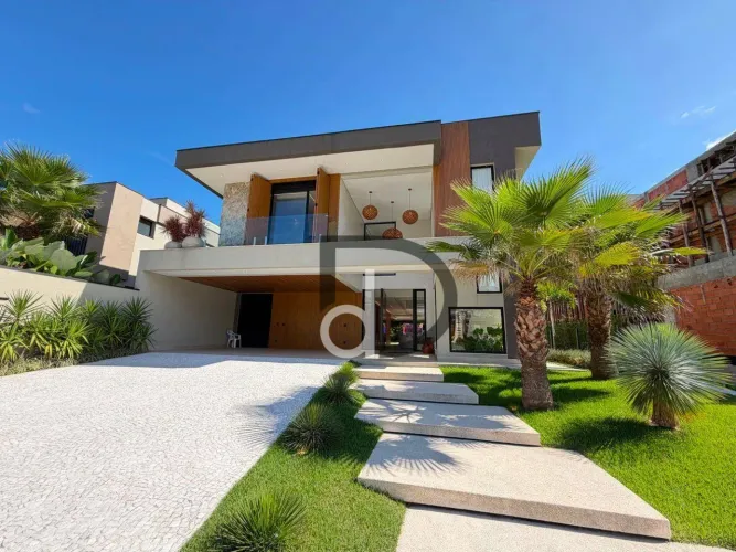 Casa Nova de Alto Padrão com 7 Suítes e Piscina Aquecida no Módulo 15  Riviera de São Lour