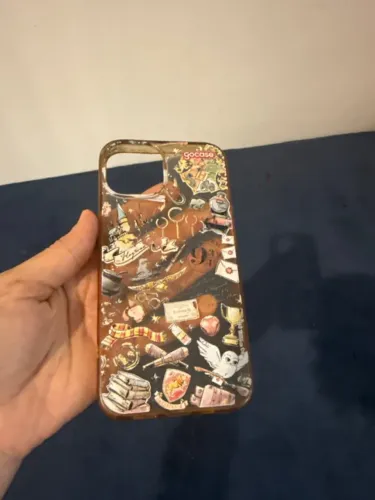 Capinha iPhone 14 / 13 Gocase Oficial - Harry Potter Elementos / Edição Licenciada