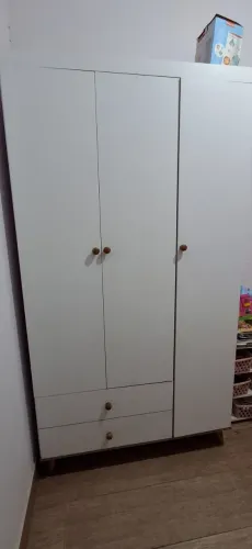 Guarda roupa infantil