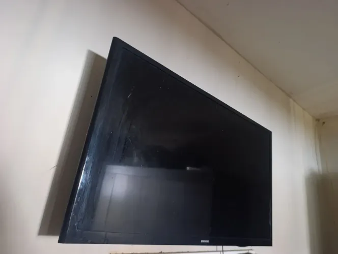 Televisão 32 polegadas