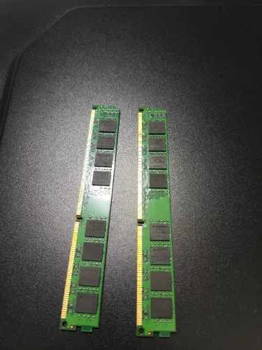 Kit duas memória DDR3 8gb1600 Dual Rank 16gb KINGSTONb