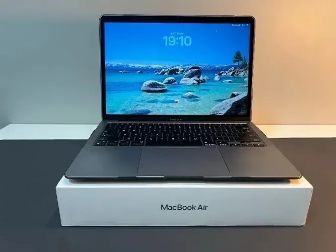 MacBook Air M1 256GB - Impecável (Estado de Novo)