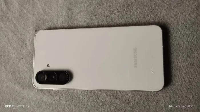 Samsung a56