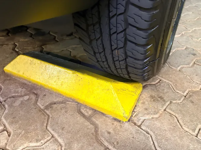 Pneu 225 70 R17 zero