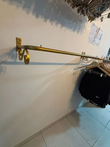 Arara de roupas seminovo