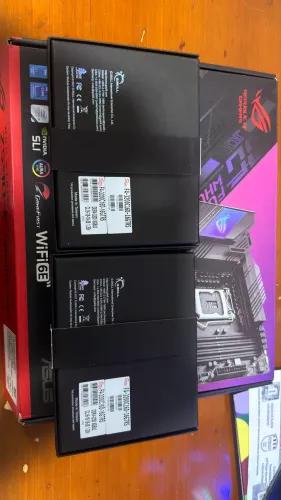 Kit i7 11700K + Z590-E Wifi Rog Strix + 32GB Ram G.Skill Tridentz Royal DDR4 3200mhz