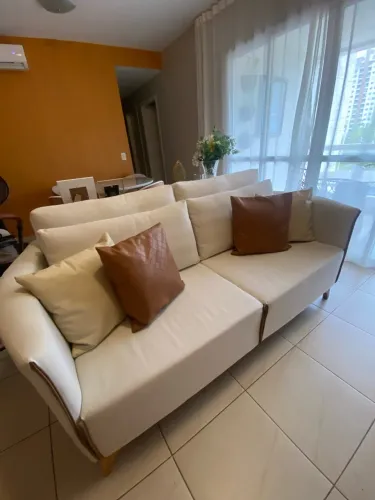 Sofá em linho 
