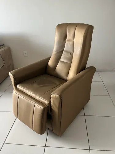 Poltrona reclinável 
