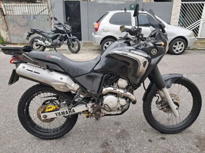 Tenere 250 muito conservada