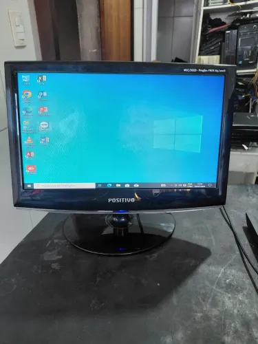 MONITOR SAMSUNG/POSITIVO 15,6 POLEGADAS
