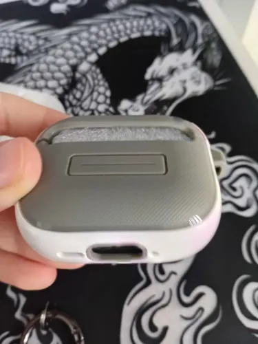 Capa para Airpods Cinza e Branca - Nunca usada