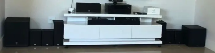 Vendo Home Theater Receiver Onkyo TX-NR777 7.2