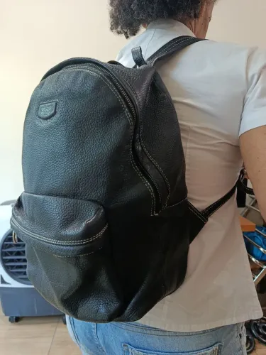 MOCHILA DE COURO AREZZO
