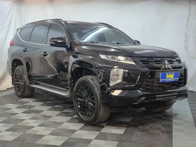 Mitsubishi Pajero Sport Legend Black 2.4 4X4 (die) Aut. 2025