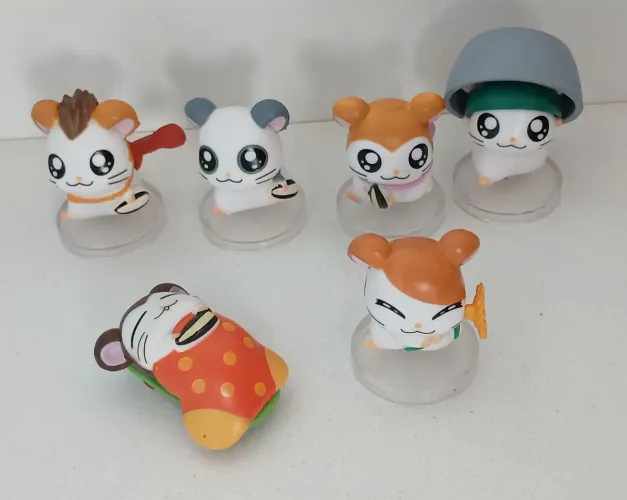 LOTE BONECOS MINIATURAS ANIME HAMTARO PANDA PASHMINA TOUQUINHA SONINHO JINGLE