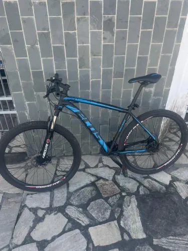Mountain bike aro 29 ecos conservada troco em celular/aceito cartões