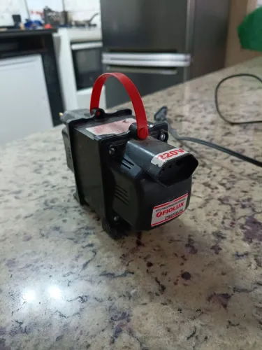 Autotransformador 1010va