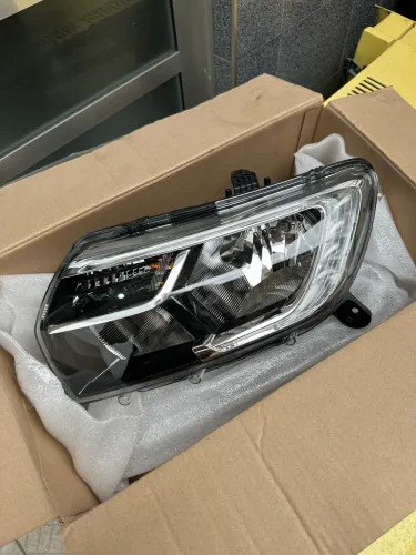 Farol Dianteiro Renault Logan/Sandero 2020/21/22/23/24/25 Esquerdo Novo Original Valeo
