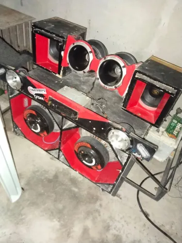 CAIXA DE SOM PAREDÃO