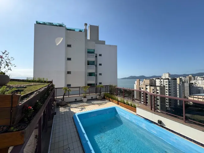 Locação | 316 m², Mobiliado, Vista Mar, Piscina privativa, 4 suítes e 3 vagas - Centro, em