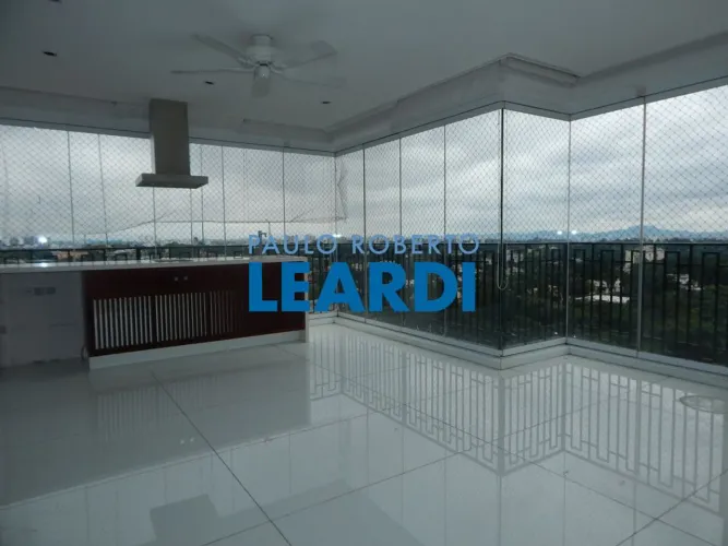APARTAMENTO - CIDADE JARDIM - SP