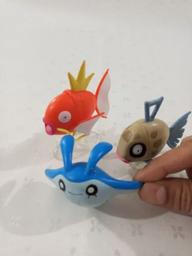 Lote Bonecos Pokémon Aquáticos Magikarp jazwares Feebas Mantyke Jakks Raros