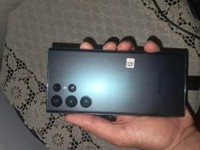 S22 ultra para troca de tela ou retirada de peças.