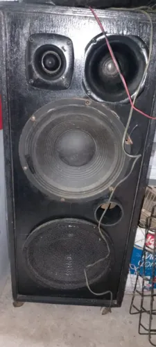 Vendo caixa de som com módulo