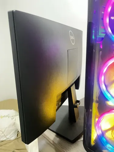 Monitor Dell de 21.5" SE2222H Tela Quebrada