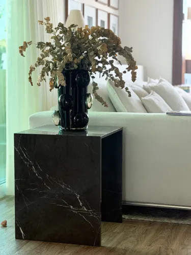 Mesa de mármore