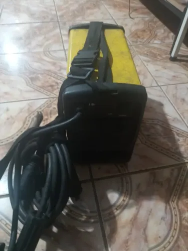 Máquina de solda ESAB inversora LHN 220i Plus