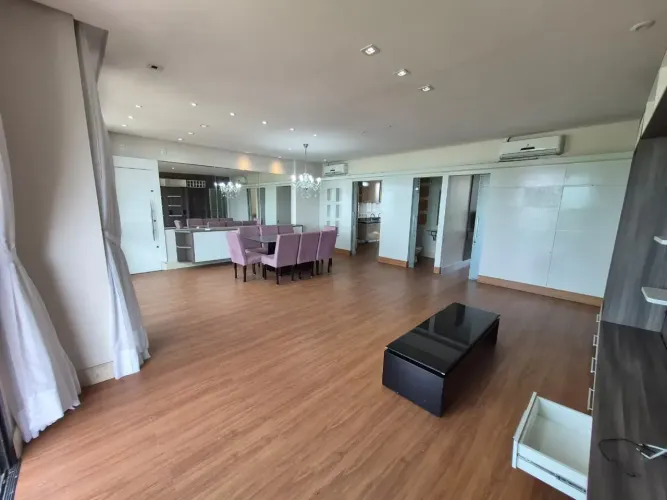 PONTA NEGRA, EDF. CLAUDIO SANTORO, COM 190m2, 3 SUÍTES, SEMI MOBILIADO, 3 VAGAS