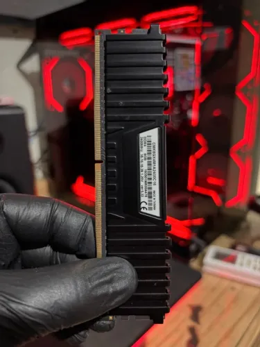 2 Memoria RAM DDR4 Diferentes 2x8GB 16GB teamgroup/corsair
