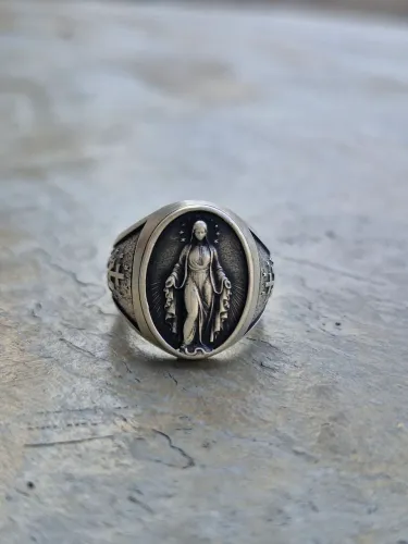 Anel de prata, Nossa Senhora das graças