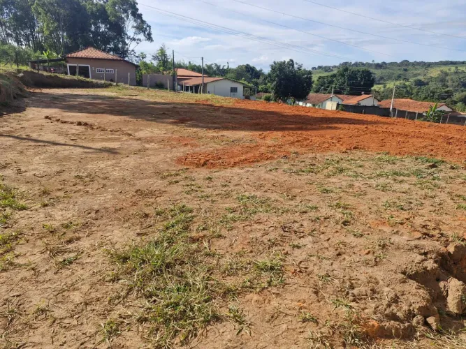 Vendo ou alugo terreno com 1200M
