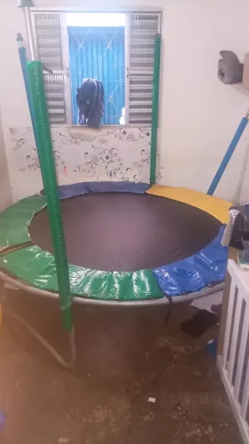 Troco cama elástica em TV
